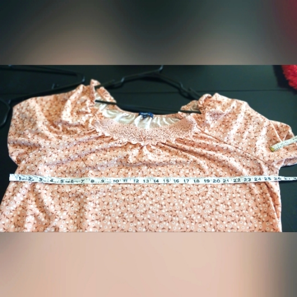 ANGELS FOREVER YOUNG Top Size 3XL Floral Boho Peasant Style Salmon Color Floral - Picture 5 of 5